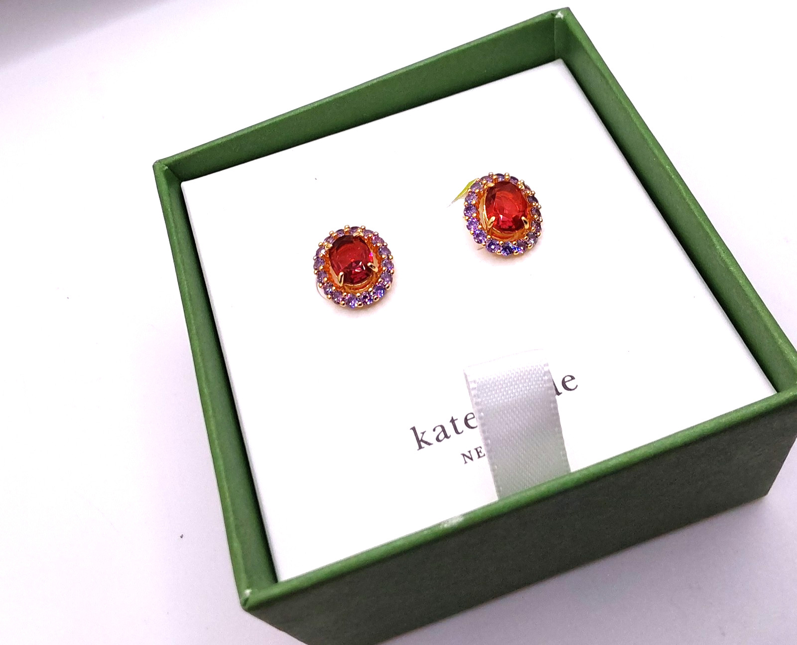 Kate Spade New York Beautiful and Elegant Victoria Cubic Zirconia Stud Earrings