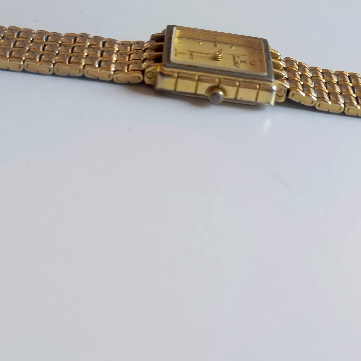 Vintage FE Excellent Quartz Watch Two Tone Gold Silver Square Tank Unisex Japan
