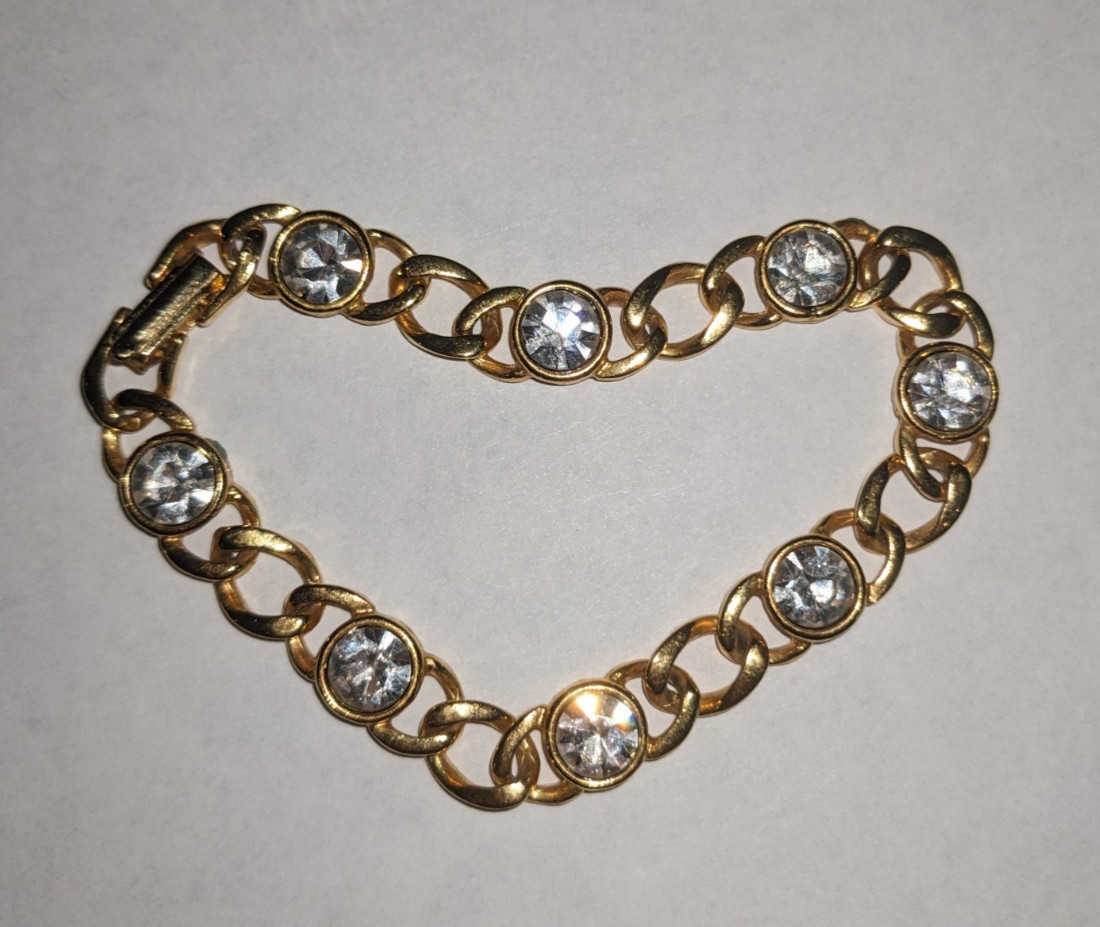 Vintage Gold-Tone Curb Chain 7″ Bracelet Clear Bezel Rhinestone Fold Over Clasp