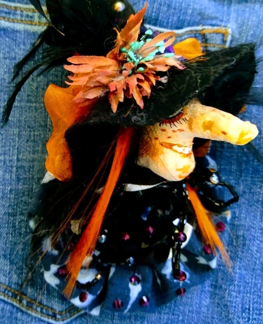 Halloween Witch Brooch Fashion Jewelry 5″ Cloth Handmade 5″ Inch New