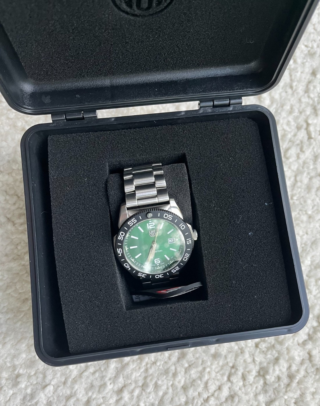 Swiss Luminox XS.3137 Pacific Diver Green Dial Tritium Stainless Mens 44mm Watch