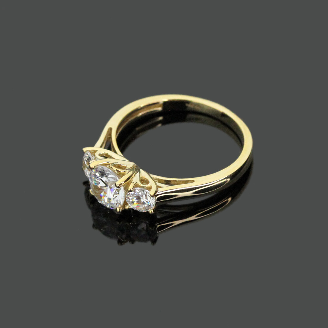 Women 8mm 14K Yellow Gold 1 Carat Round CZ Three Stone Wedding Anniversary Ring