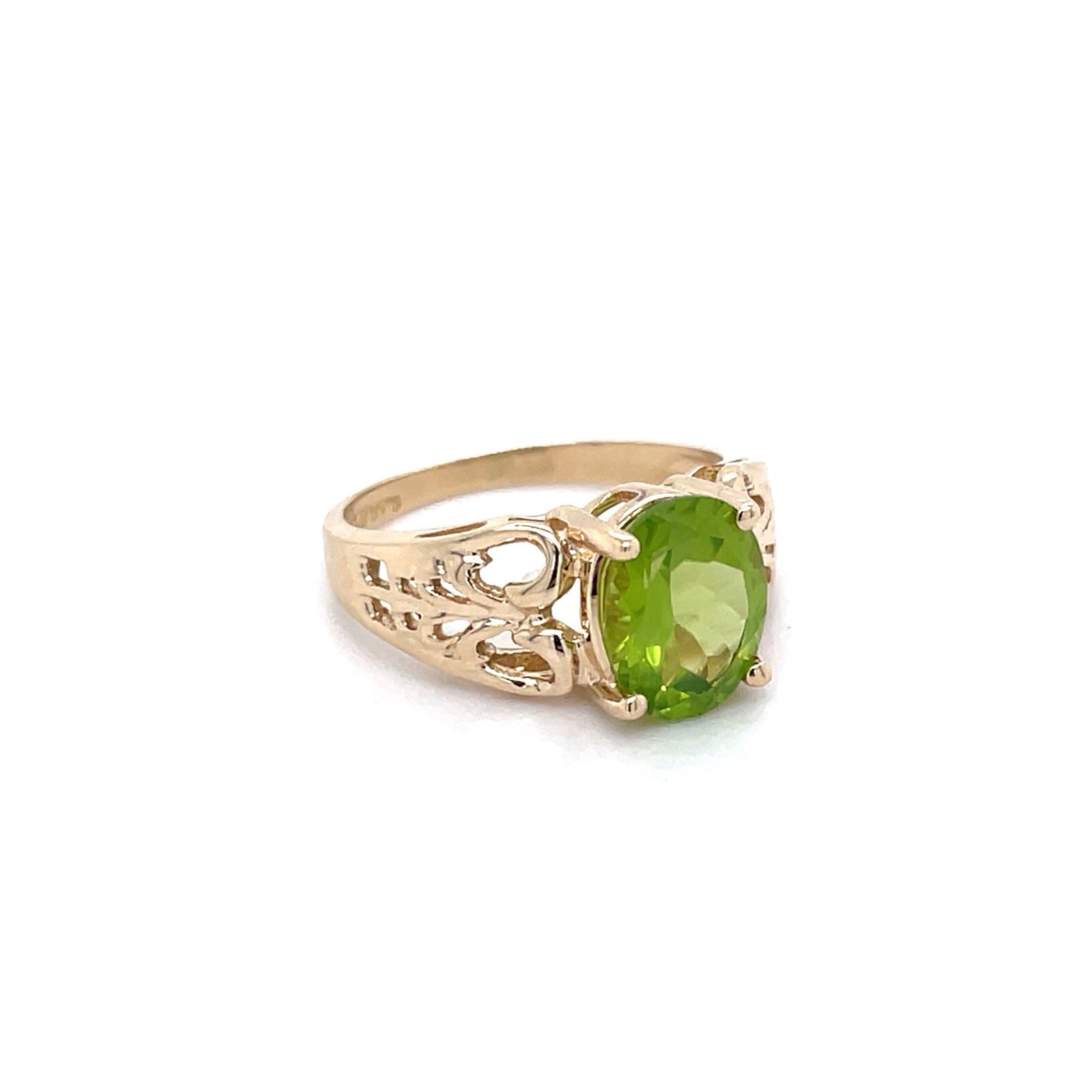 10k Yellow Gold 1.9 Ct Oval Peridot Filigree Ring Size 5 1/4 – 2.4 Grams