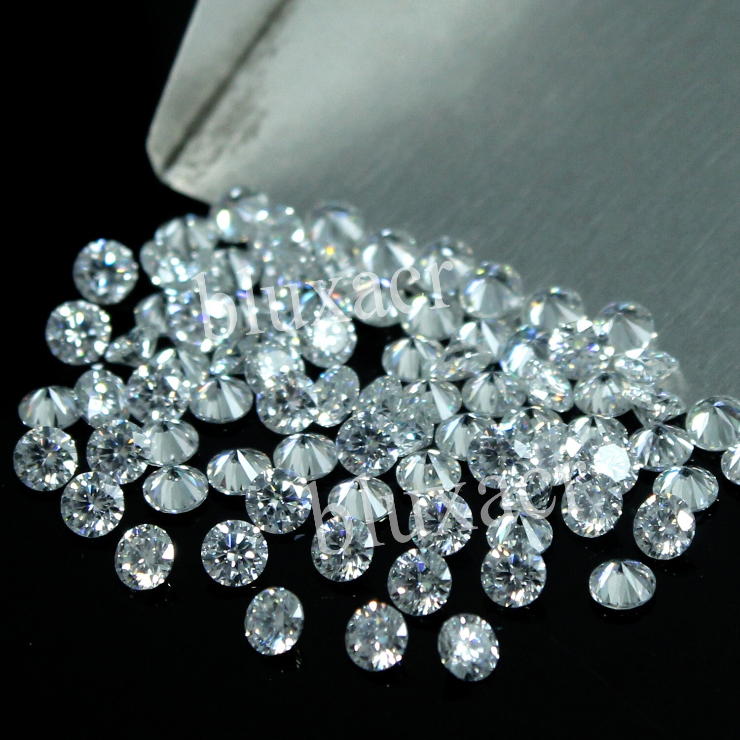 Natural DE Color VVS1 White 0.90 MM Round Certified Diamond Brilliant Cut 50 Pcs