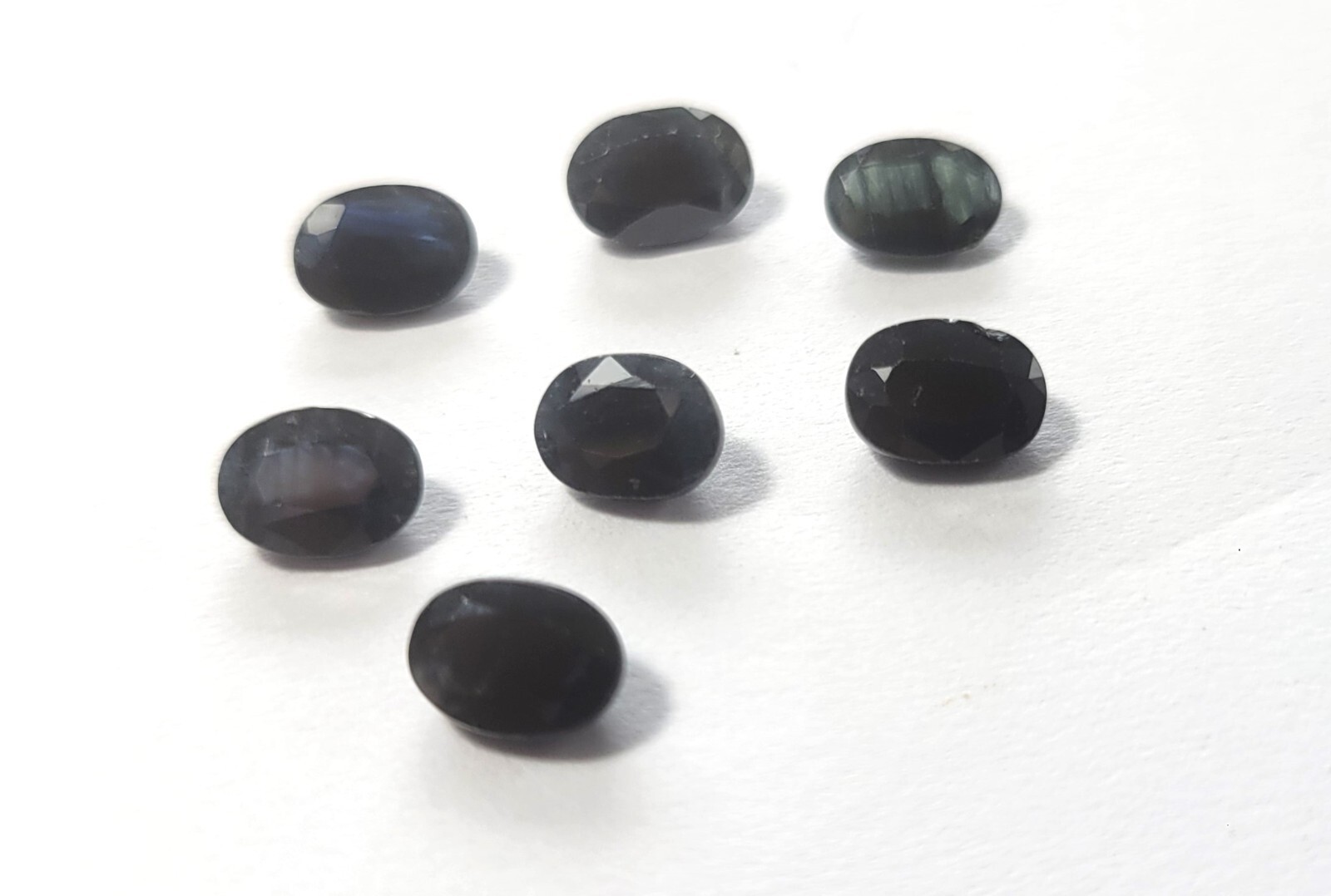 8.00 Carats Blue Sapphire 7 Pieces Oval Shapes Approx 7x5mm Unset Gems