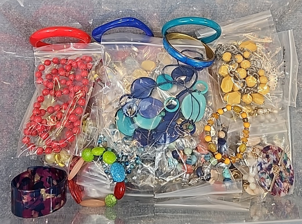Jewelry Wearable Summer Collection 5 Lbs Lot # 532 See Description