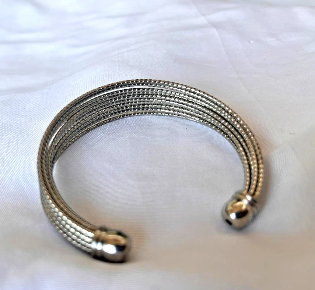 Elegant Silver Tone Multi-Layer Cuff Bracelet Open Bangle Textured Statement Jew