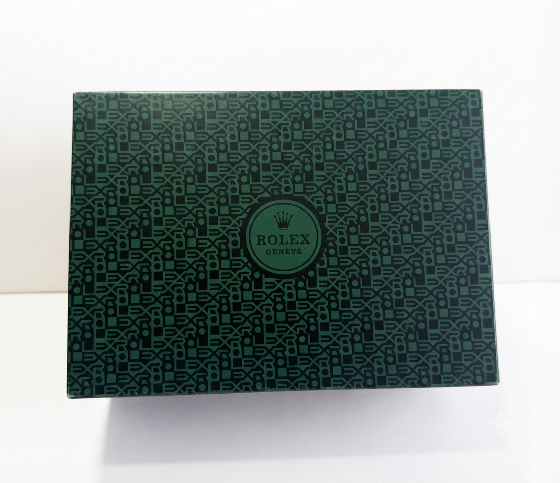 Rolex Daytona Yellow Gold Dark Mother of Pearl MOP Roman Black 116518 BOX PAPERS