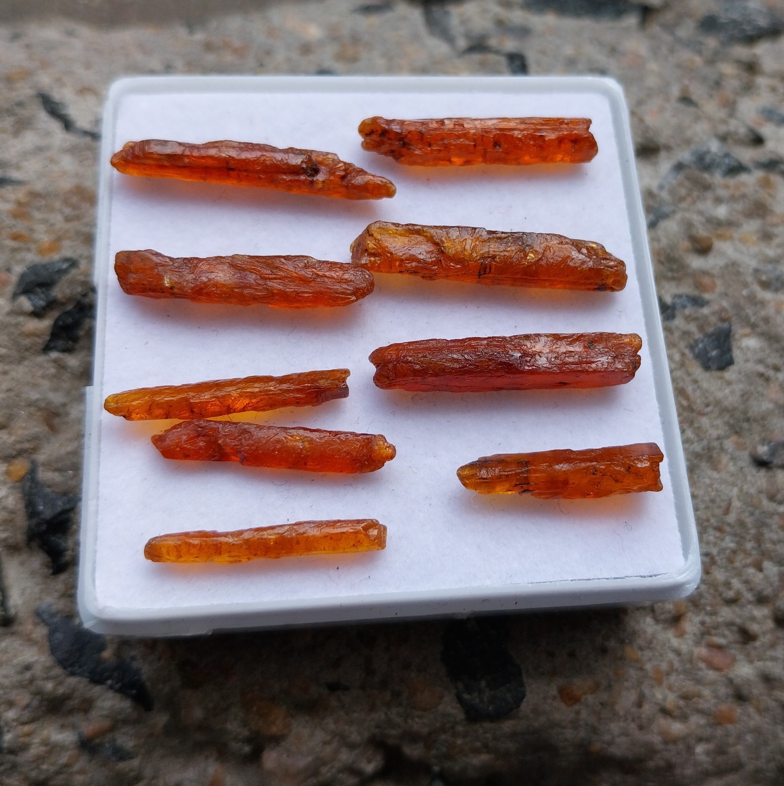 31 Carat 17 to 35 MM Natural Orange Kyanite Crystal Raw Rough Pencil 9 Piece Lot