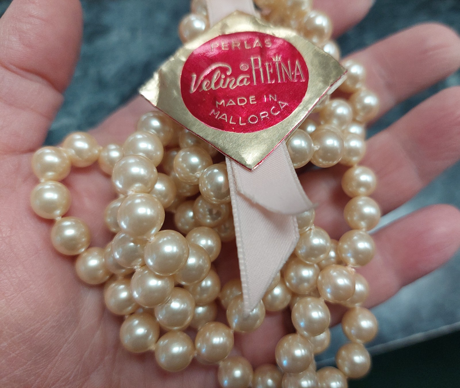 Stunning Vintage 8mm 46″ Perlas Velina Reina Mallorca Faux Pearls Opera Length