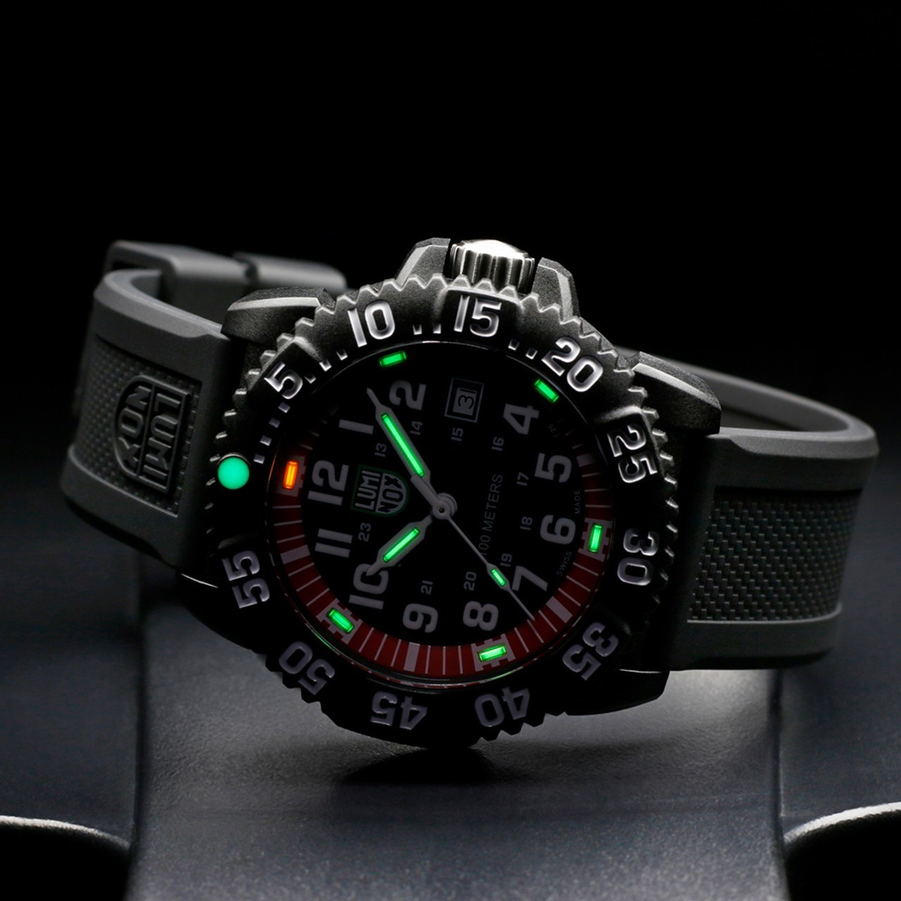 LUMINOX SEA LION CARBONOX MEN’S BLACK DIAL SILICONE STRAP WATCH X2.2051 NWT
