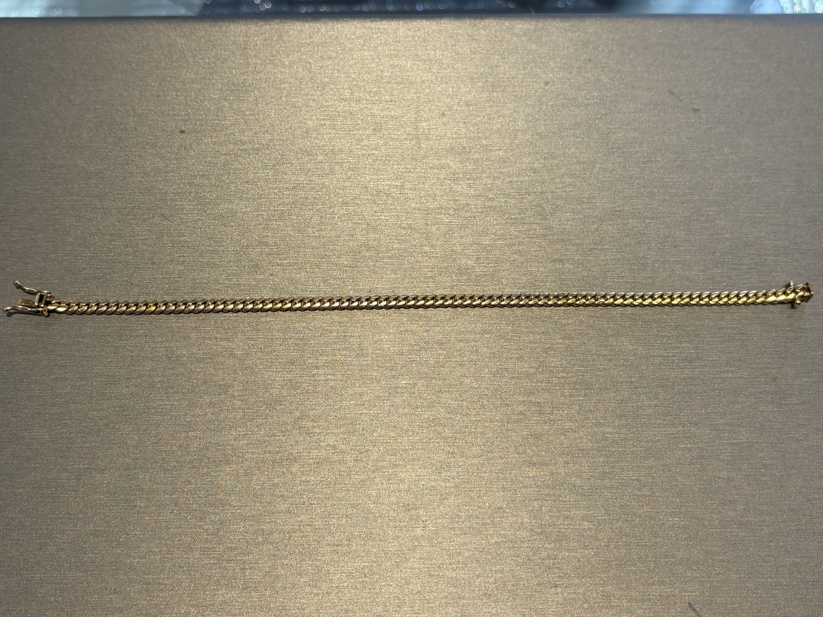 14K Italy Solid Yellow Gold Cuban Curb Link Bracelet 8.25” 10.7g