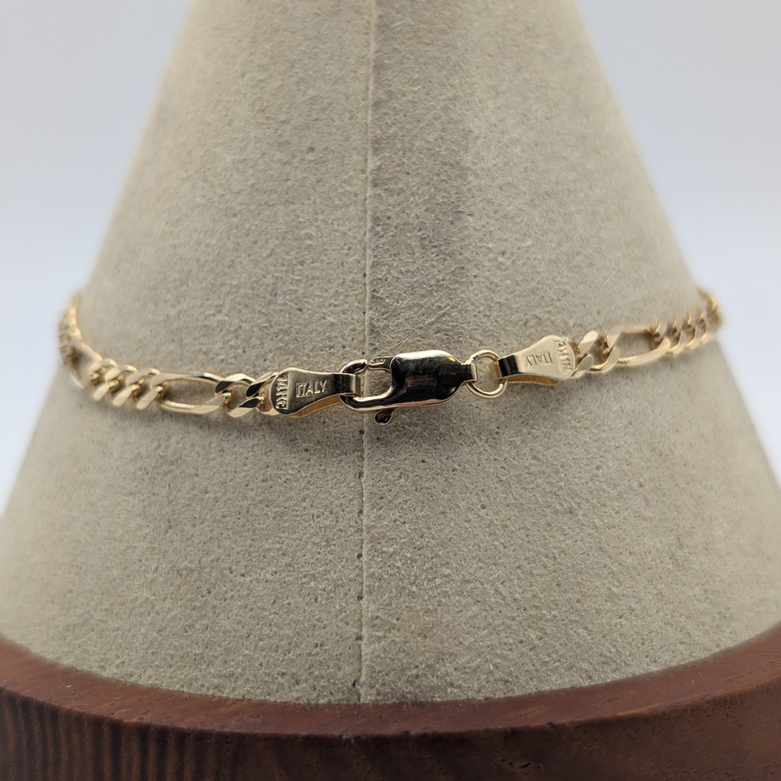 Solid 14k Yellow Gold Italian Figaro Chain Link Bracelet 7″ Long 3mm Wide