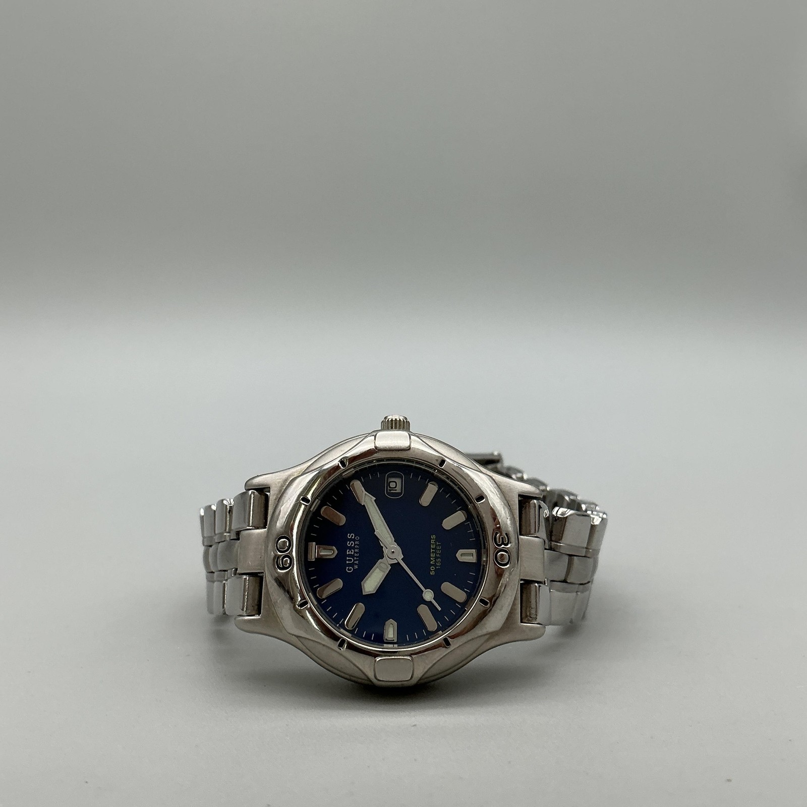 Guess Waterpro Womens Watch 28mm Blue Dial Date Stainless New Battery 6.25″