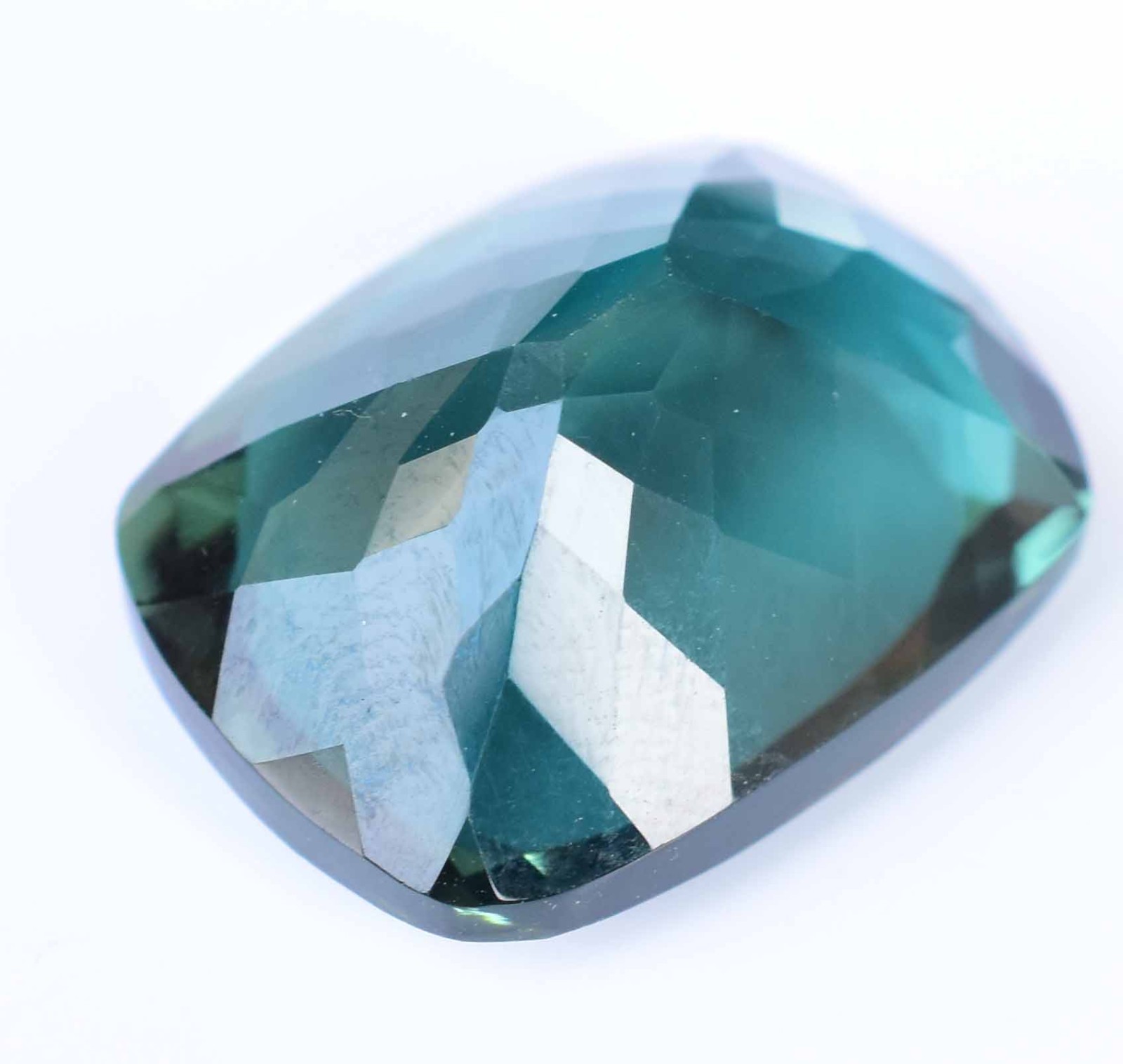 Natural Paraiba Tourmaline 20.25 Ct Greenish Neon Blue Copper Certified Gemstone