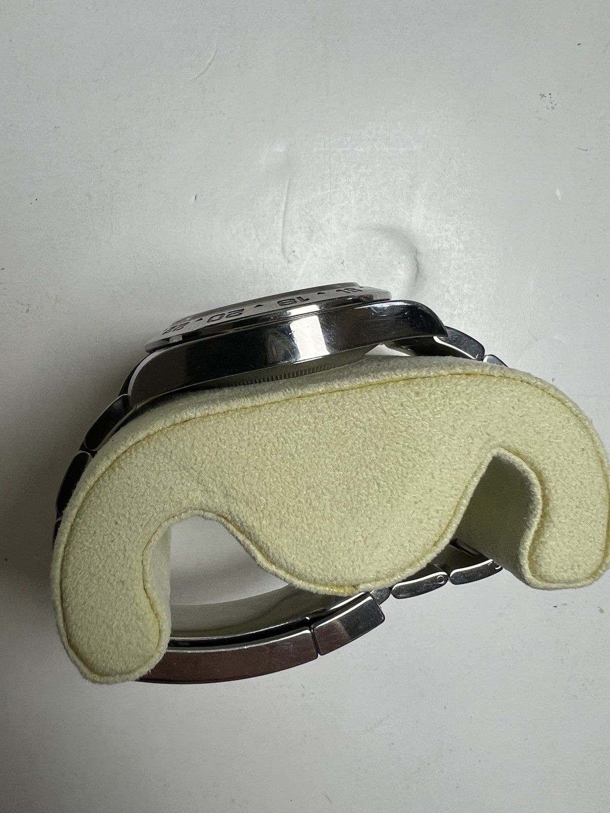 Rolex Explorer II 216570 42MM White Polar Dial Oyster Steel Box