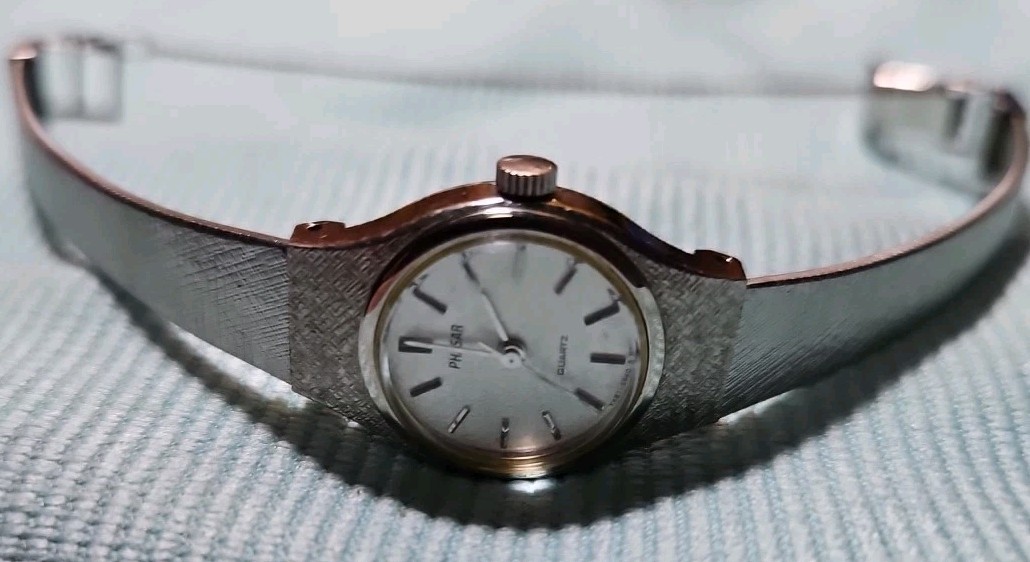 Sears Women’s Phasar Watch Y481-1100 Gold Tone READ Sears Roebuck and Co VTG