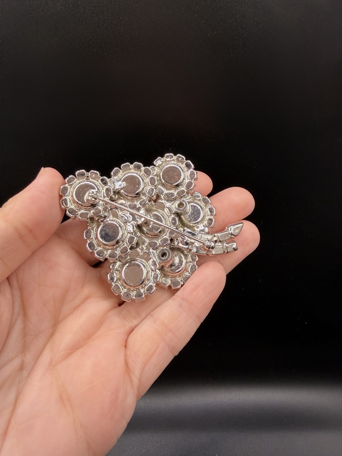 Vintage Large Brilliant 3-Tier Rhinestone Cluster Brooch 2.5” Unsigned