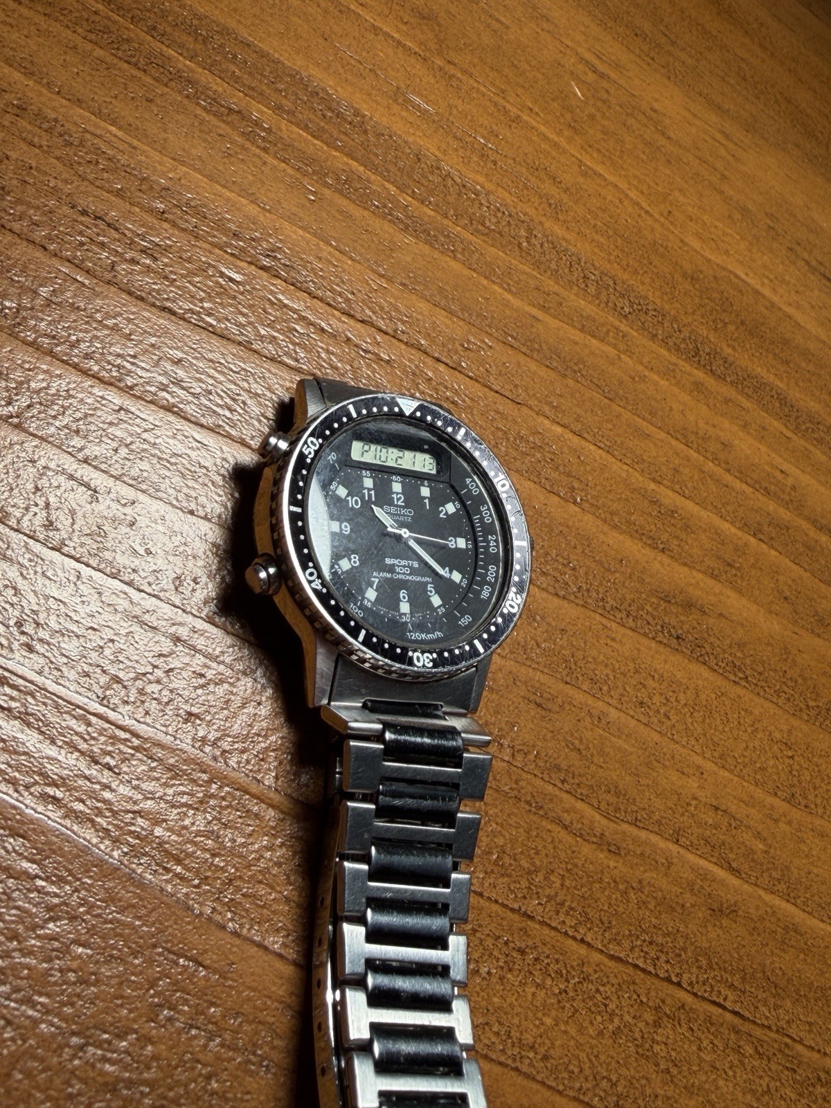 Vintage Seiko H556-5029 Baby Arnie Sports 100 Ana-Digi Alarm Chronograph Runs