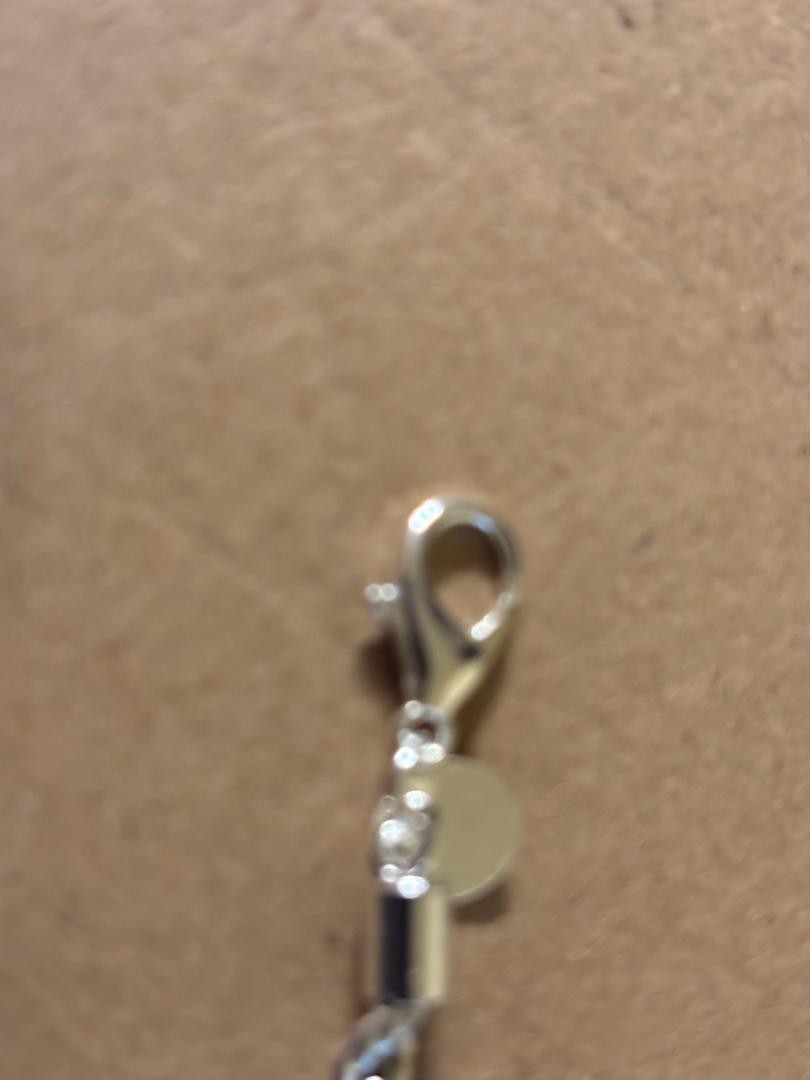 925 Sterling Silver bracelet. As shown. 7 grams weight. 8 inches long.