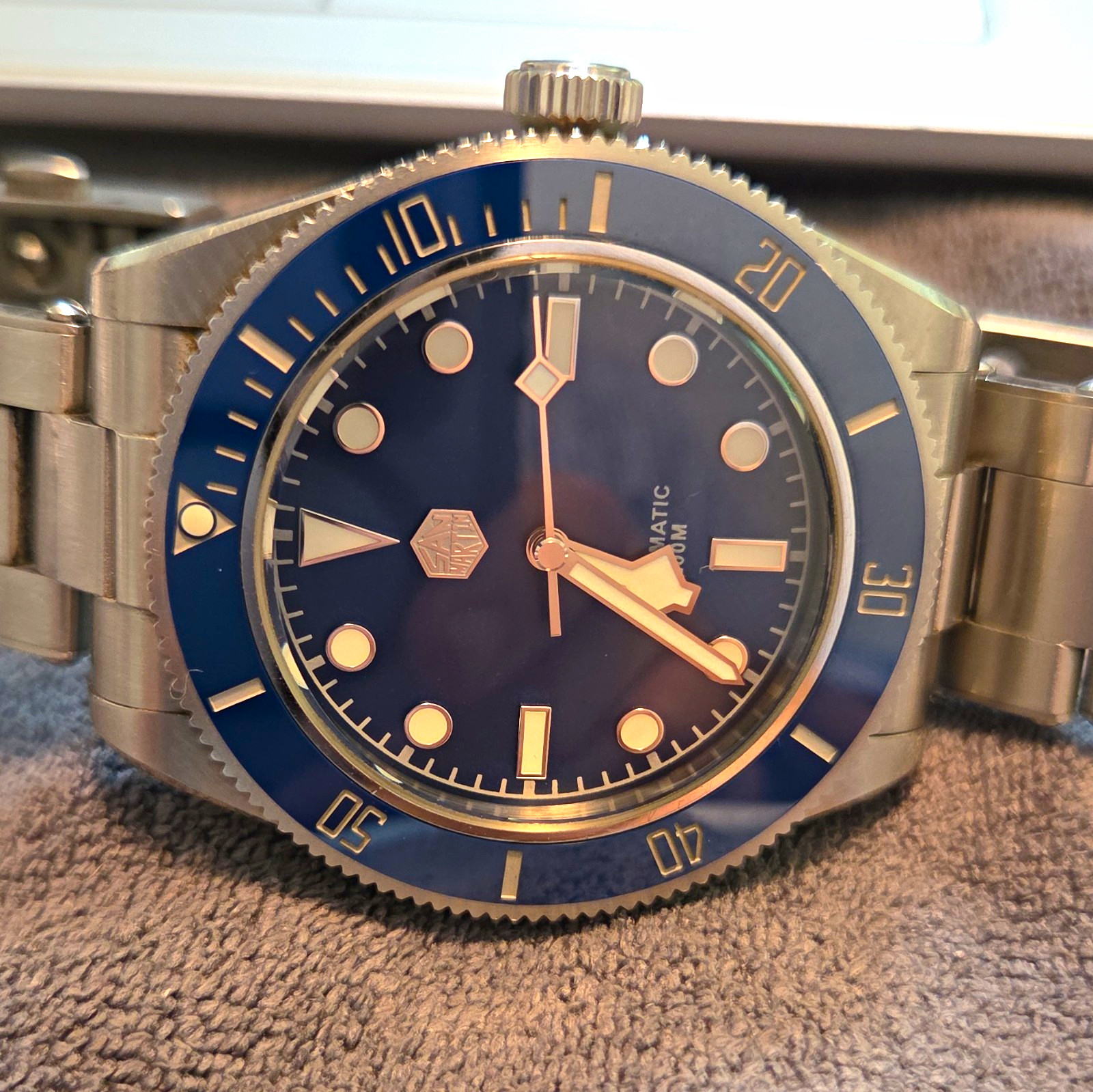 San Martin Automatic Diver Watch 200m 40mm Blue Dial Bezel Steel Bracelet