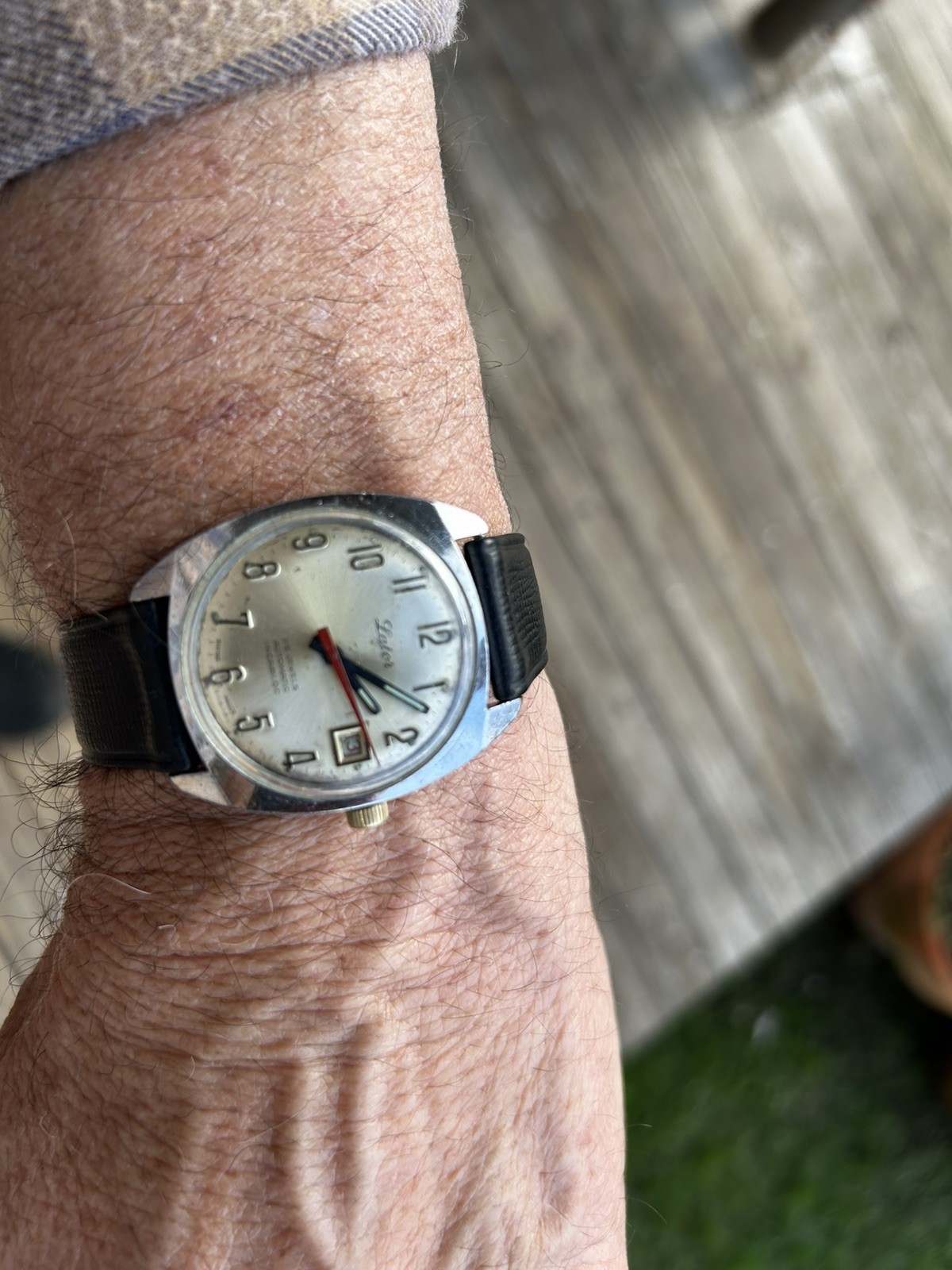 Vintage Men WIRST WATCH Lator AUTOMATIC 25 JEWELS CAL. ETA 2783 SWISS STEEL