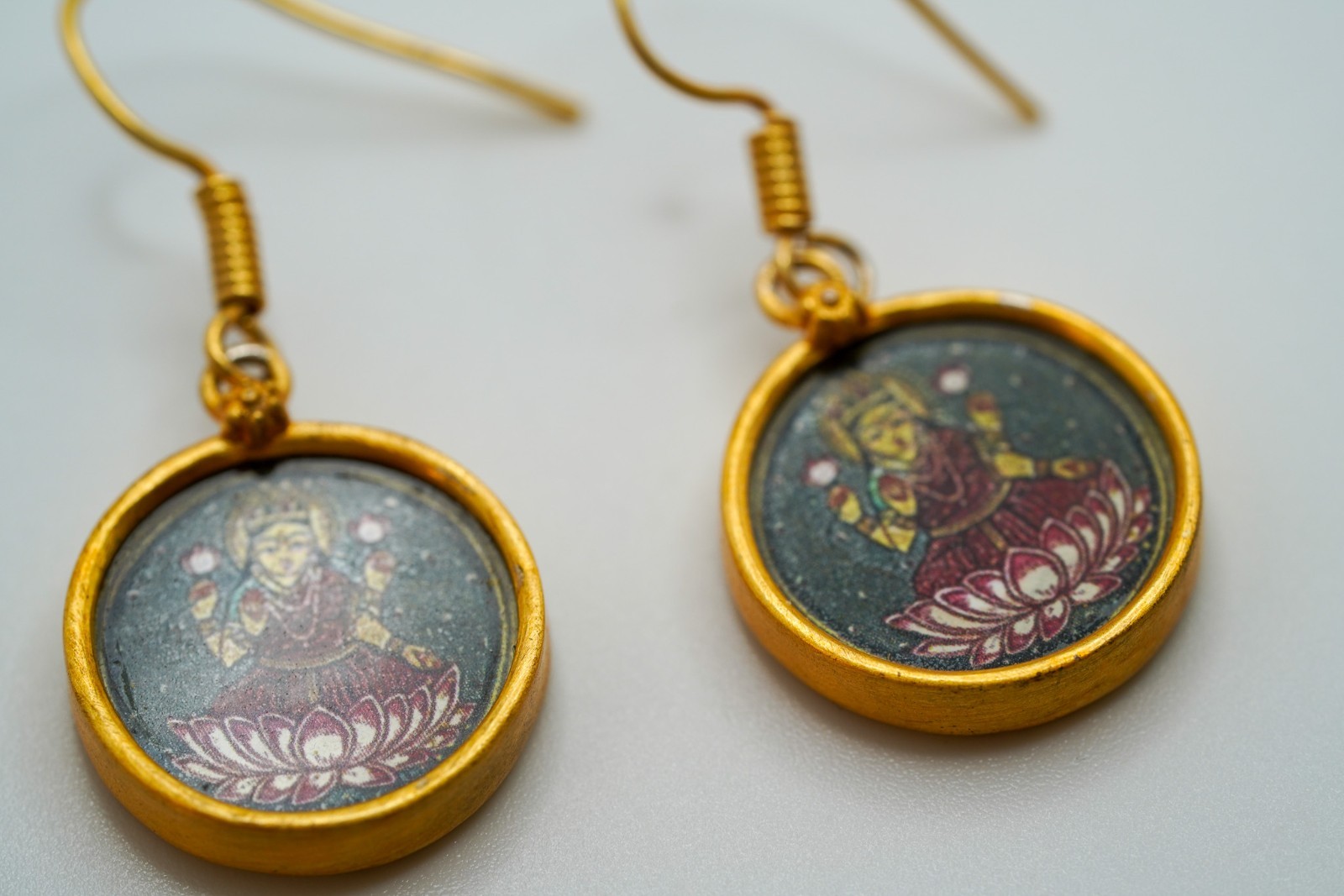 Vintage Hindu Vishnu Krishna Gold Dangle Earrings 3.9cm x 1.7cm EB2