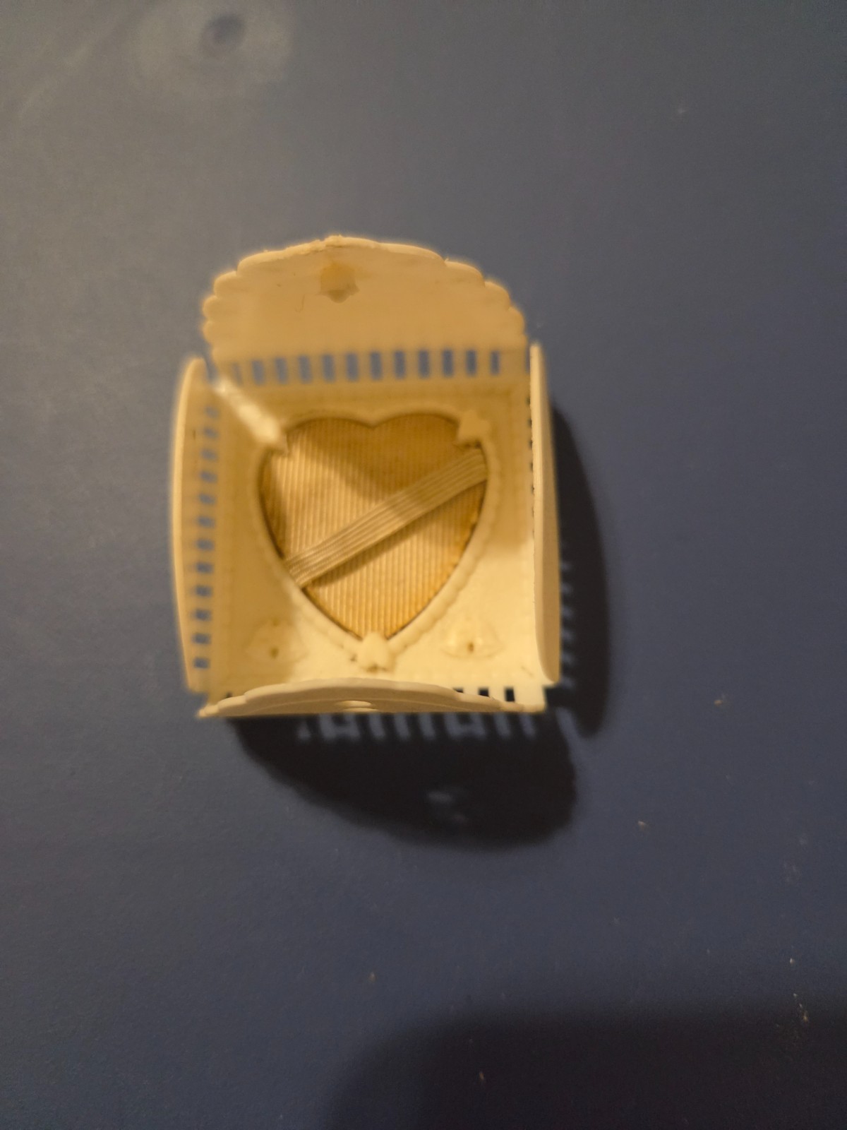 Vintage 1940s Warner JC Co Celluloid Plastic Heart Envelope Ring Box Cream