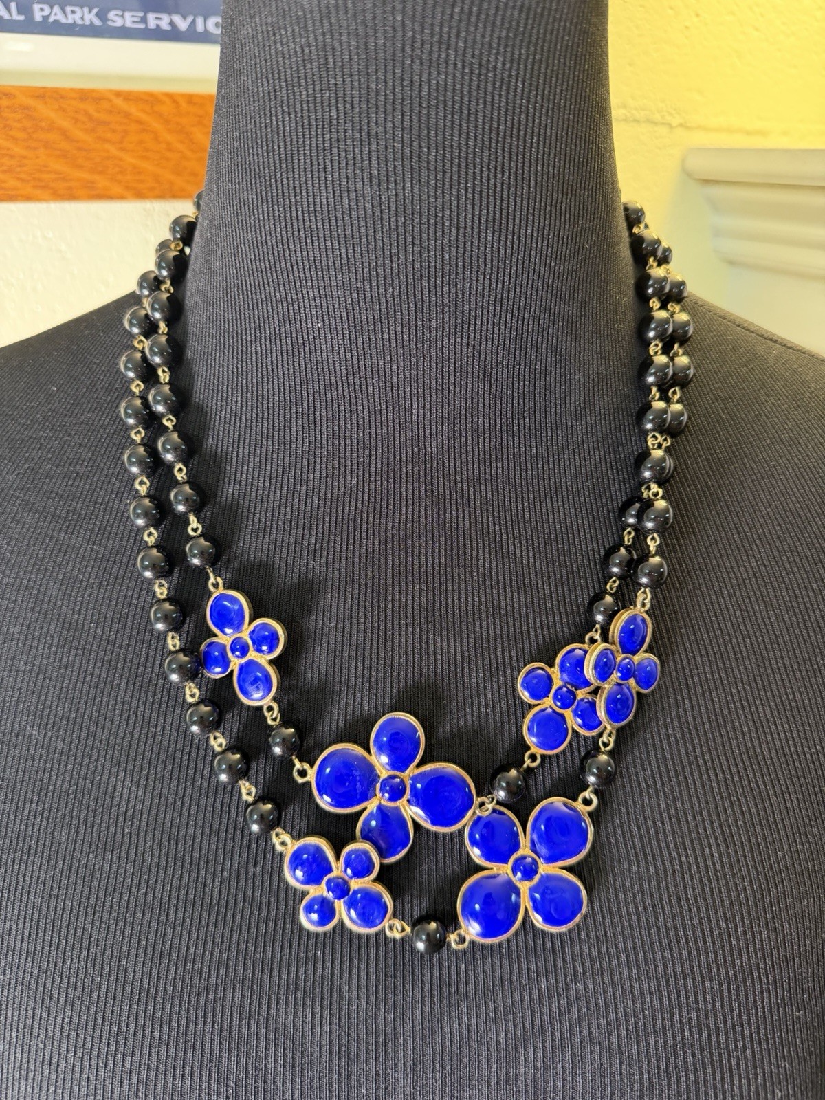 Vtg Françoise Montague Paris 46″ Long Sautoir Necklace Blue Clover Poured Glass