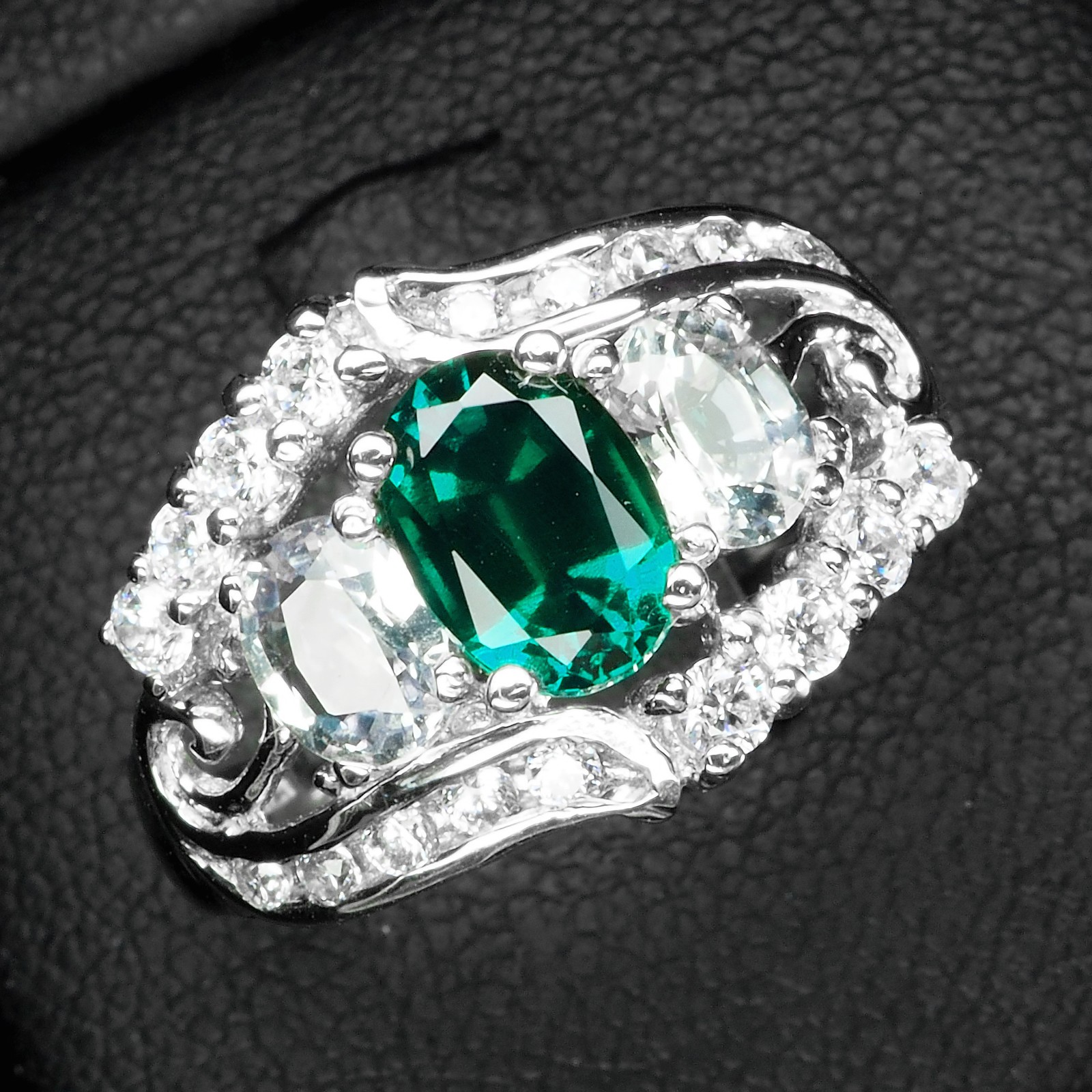 Estate Vivid Green Emerald Alexandrite 1.60Ct 925 Sterling Silver Handmade Rings