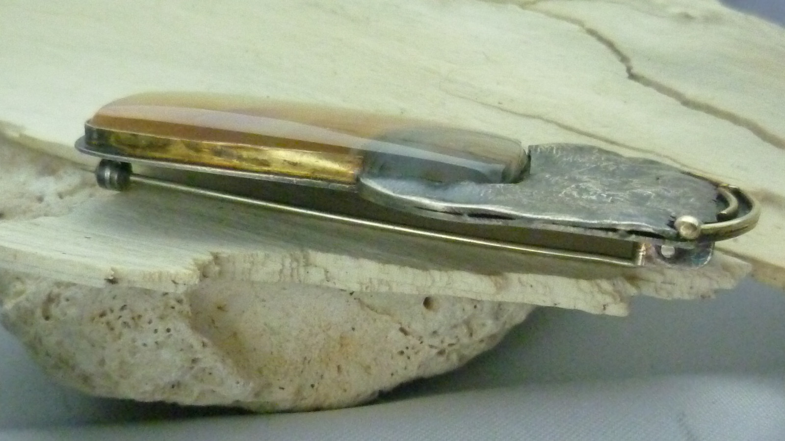 Brooch artist with master hallmark probably jasper 900 silver