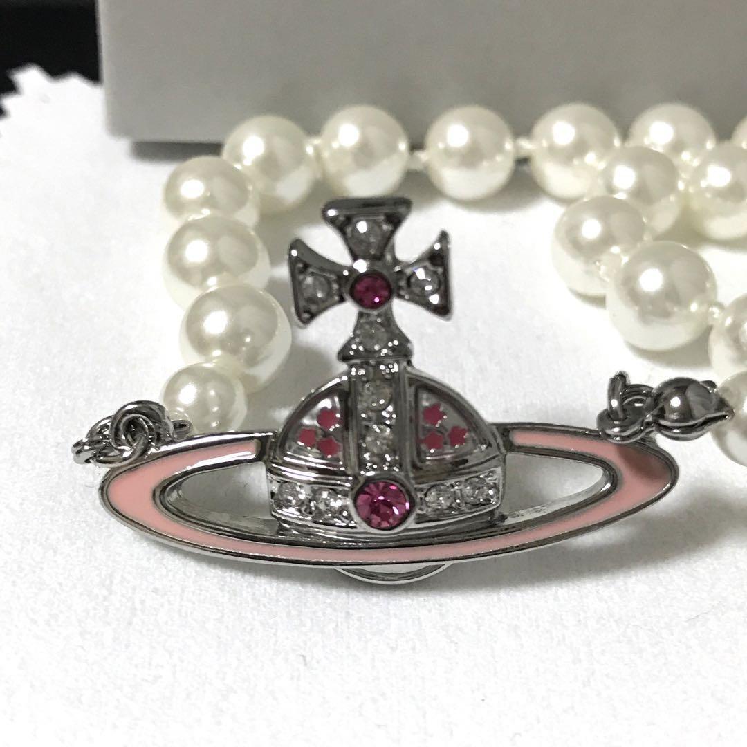 Vivienne Necklace Pearl Choker Bas Relief Orb Silver Pink IN BOX