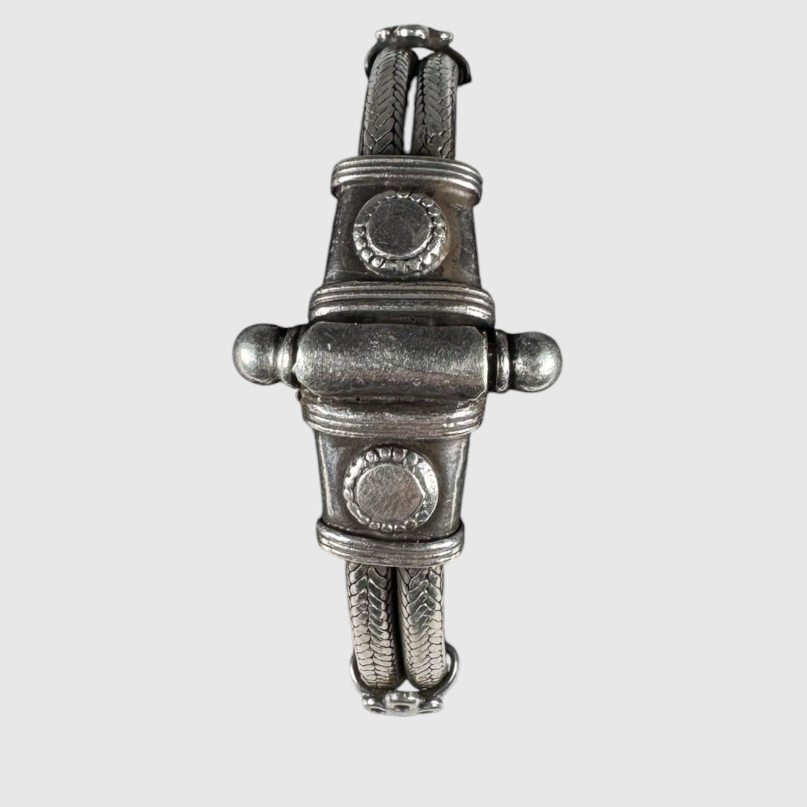 Silver-Tone Snake Chain Bracelet w/ Barrel Clasp Metal No Stone