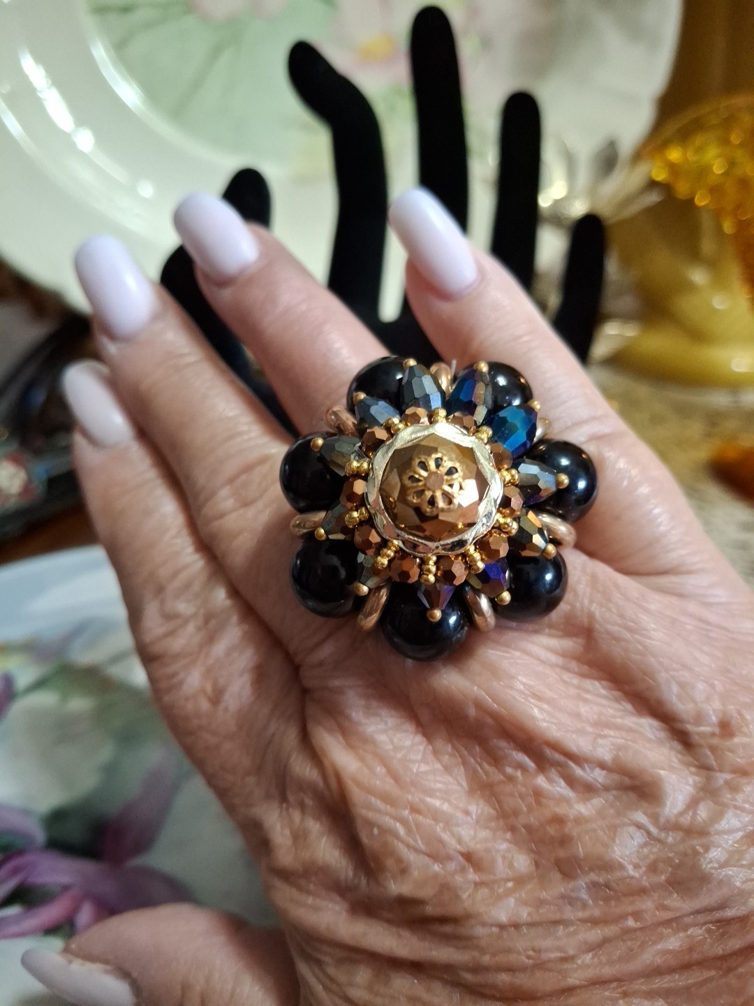 Large Domed Statement Stretch Cocktail Ring Blk Gold Purple Blue Rhinestones