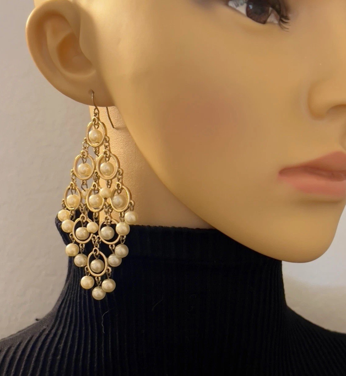 Elo7 Gold Tone Simulated Pearls Dangling Chandelier Earrings 3.5”