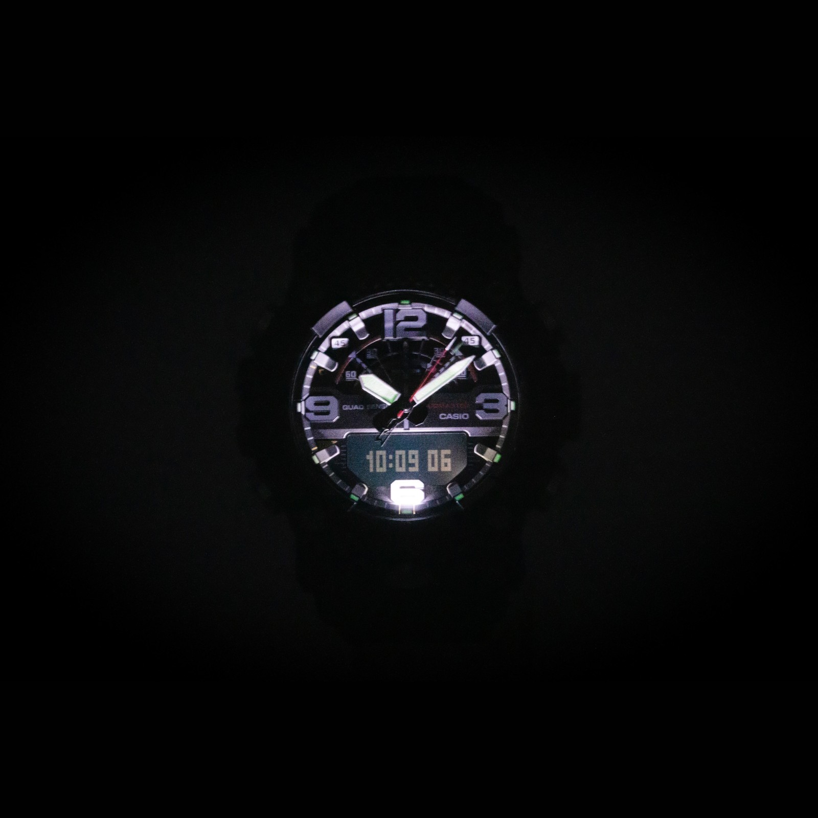 Casio G-Shock Master of G-Land Mudmaster Black Dial 200M GG-B100X-1A Mens Watch