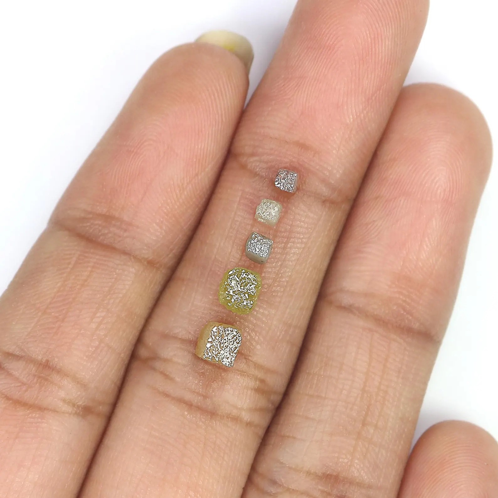 Natural Rough Cube Diamond 2.00 to 4.00 MM 10 PCS Scoop Mix Color Diamond Q126