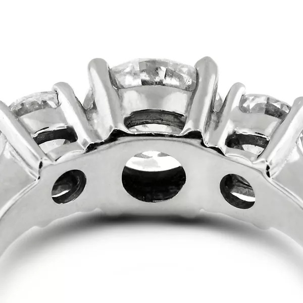 3-Stone Engagement Ring 14K Gold Classic 1.31 CT Round Lab-Grown Diamond D VS1
