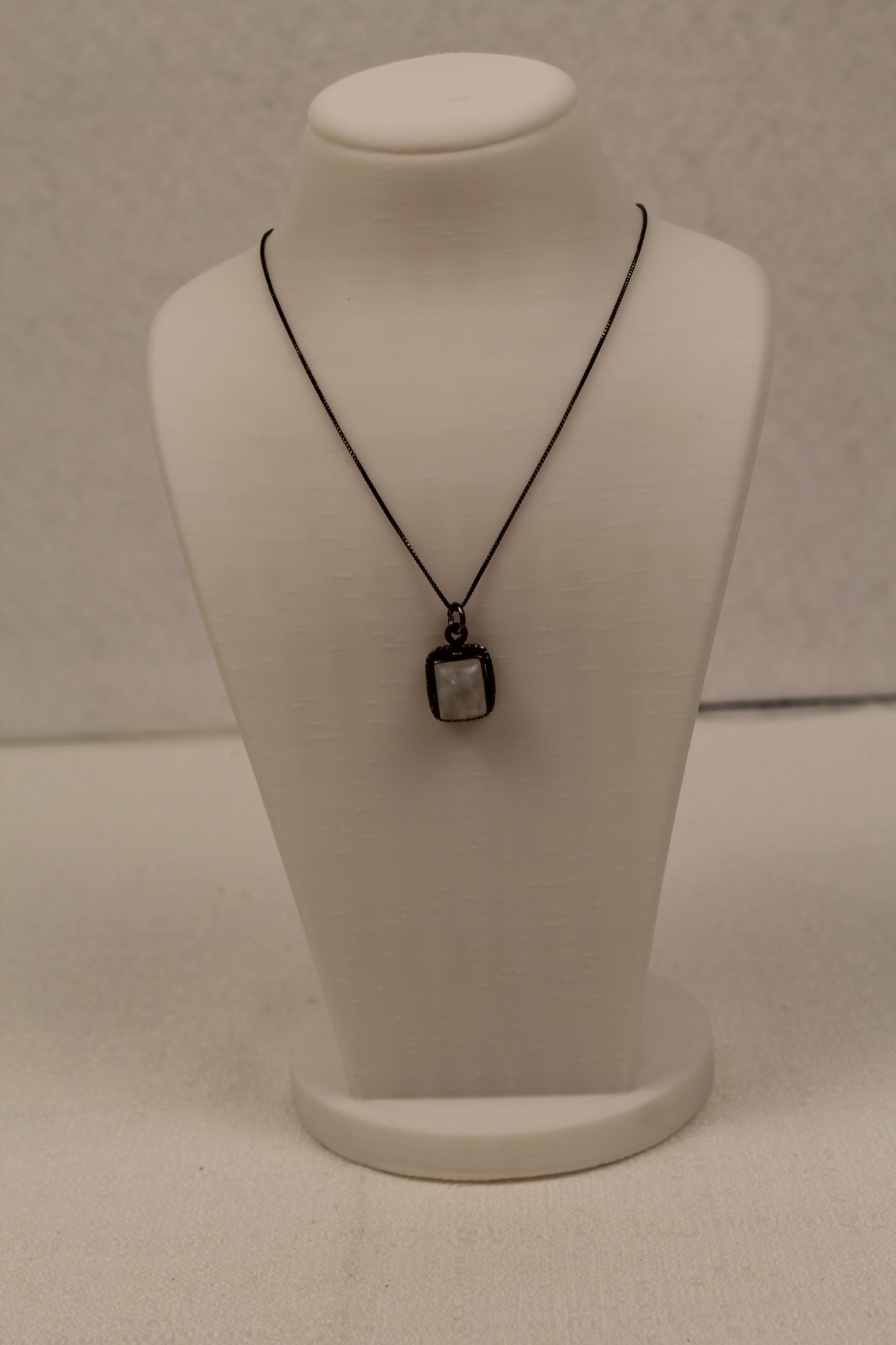 Vintage Rectangular Moonstone Cabochon Sterling Silver Pendant & Chain
