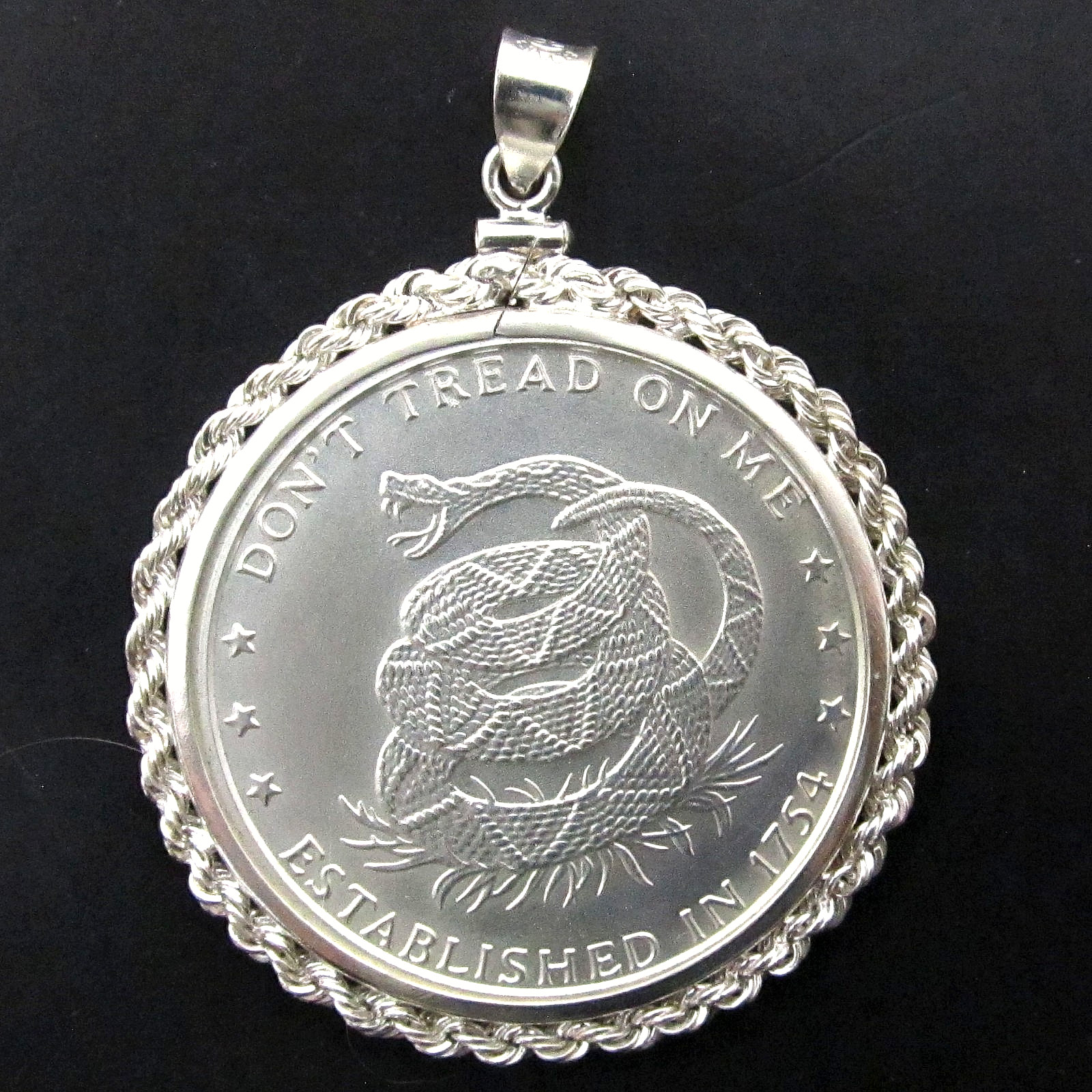 Coin Pendant Don’t Tread On Me 1 oz .999 Silver Round Sterling Silver Rope Bezel