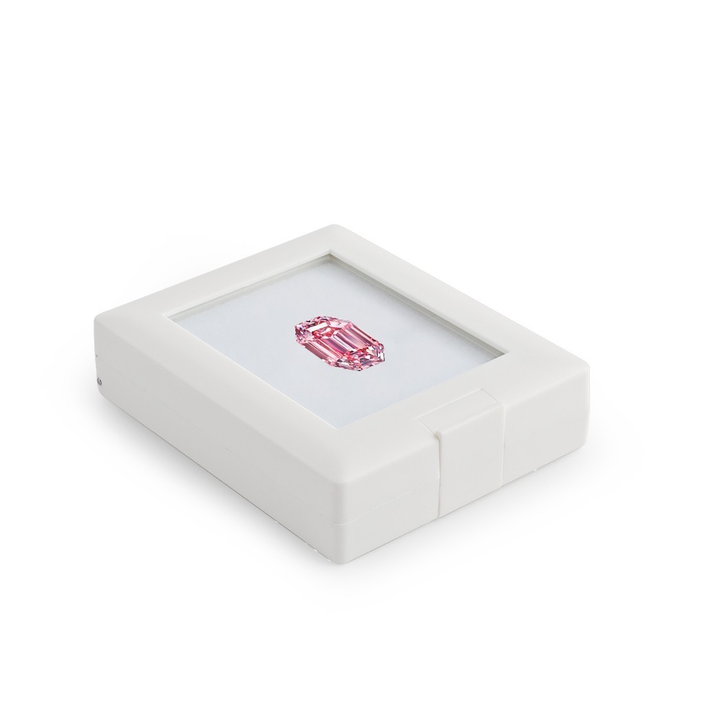 GemTrue Self-Standing Gemstone Display Box – White DK21624-S (12pcs a Pack)