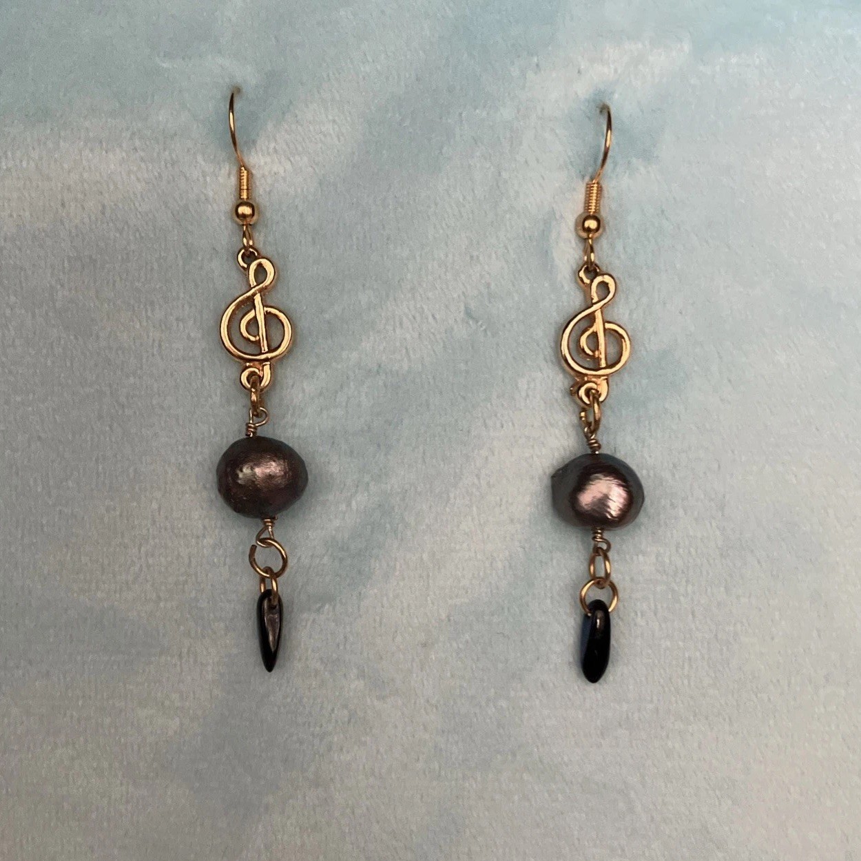 Treble Clef Gold Tone With Black Pearl Dangle Earrings, MiaChavi Geekery