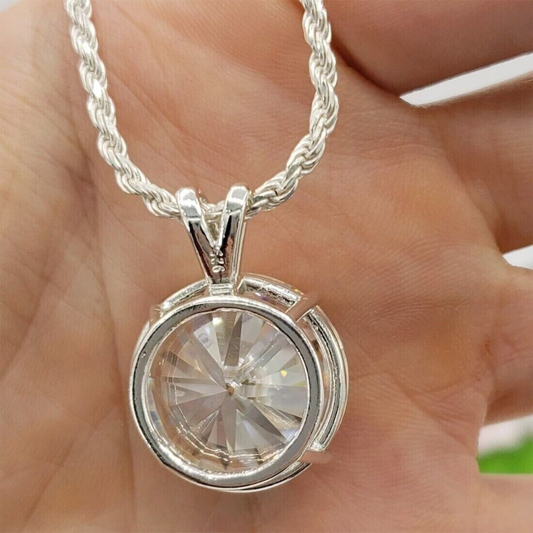 5 Ct Certified Round Shape VVS1 Natural White Diamond Pendant White Gold Finish