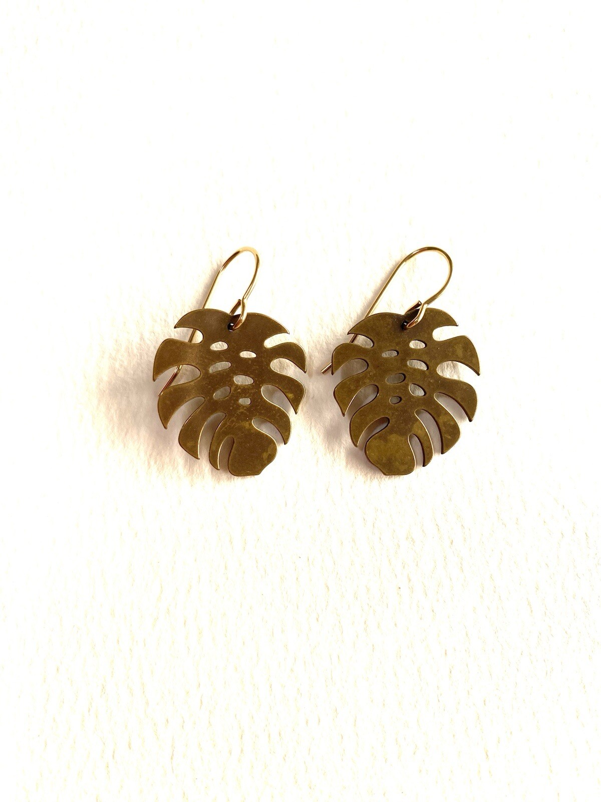 Vintage Estate Find Copper Monstera Leaf Plant Earrings 1”