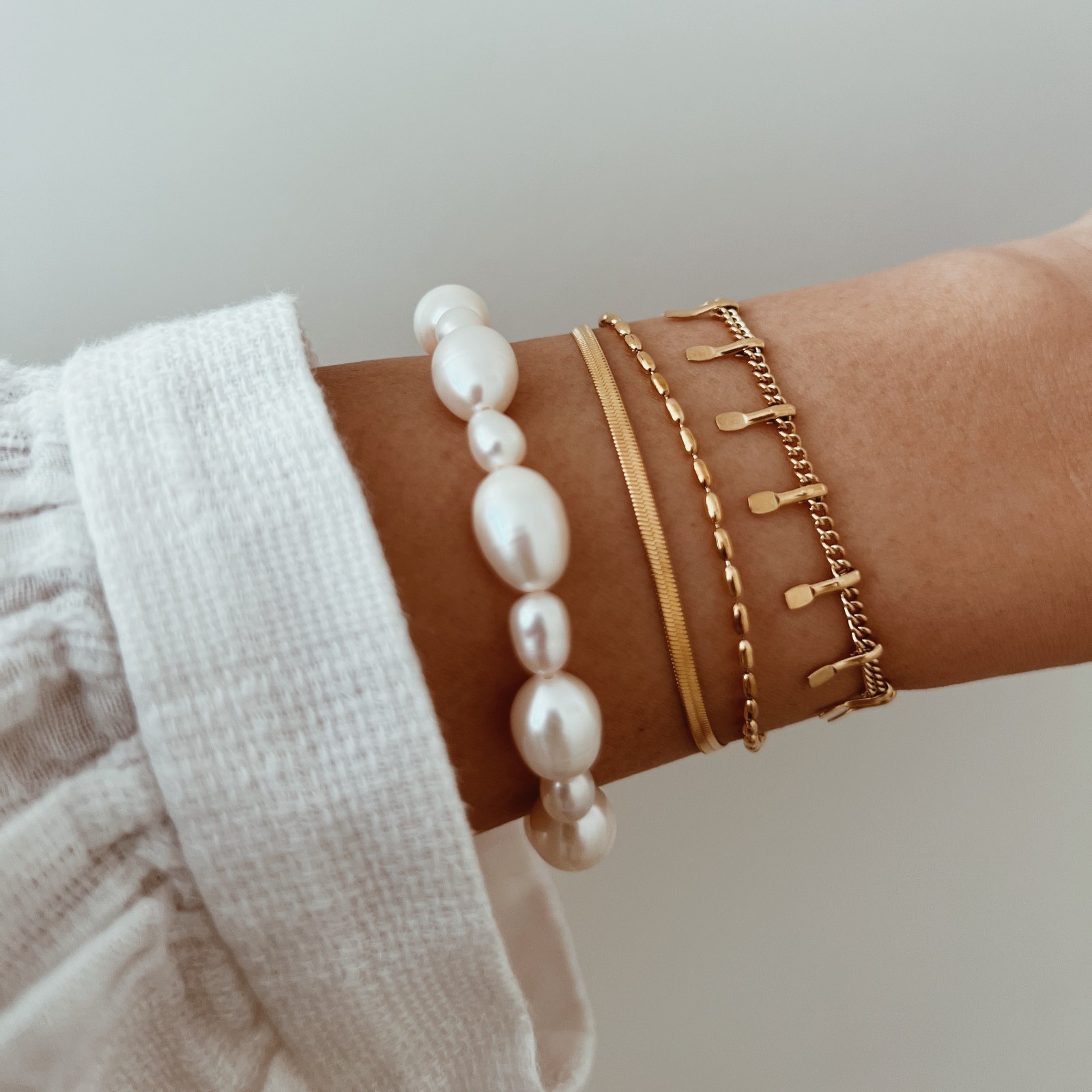 Irregular Freshwater Pearl Bracelet Elastic Stackable Boho Gift Bridal