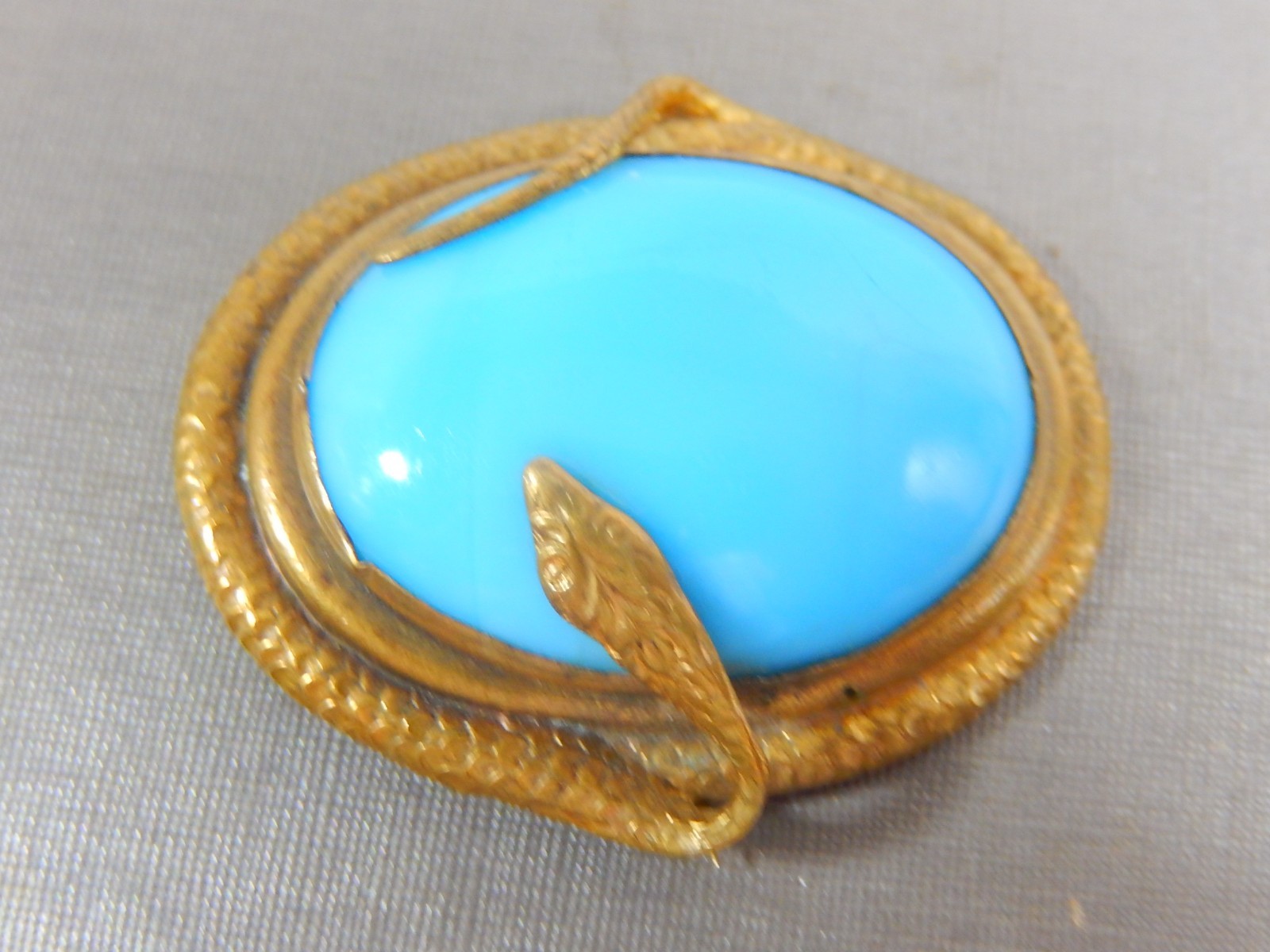 ANTIQUE VICTORIAN BRASS SNAKE LARGE PERSIAN TURQUOISE GLASS CABOCHON BROOCH