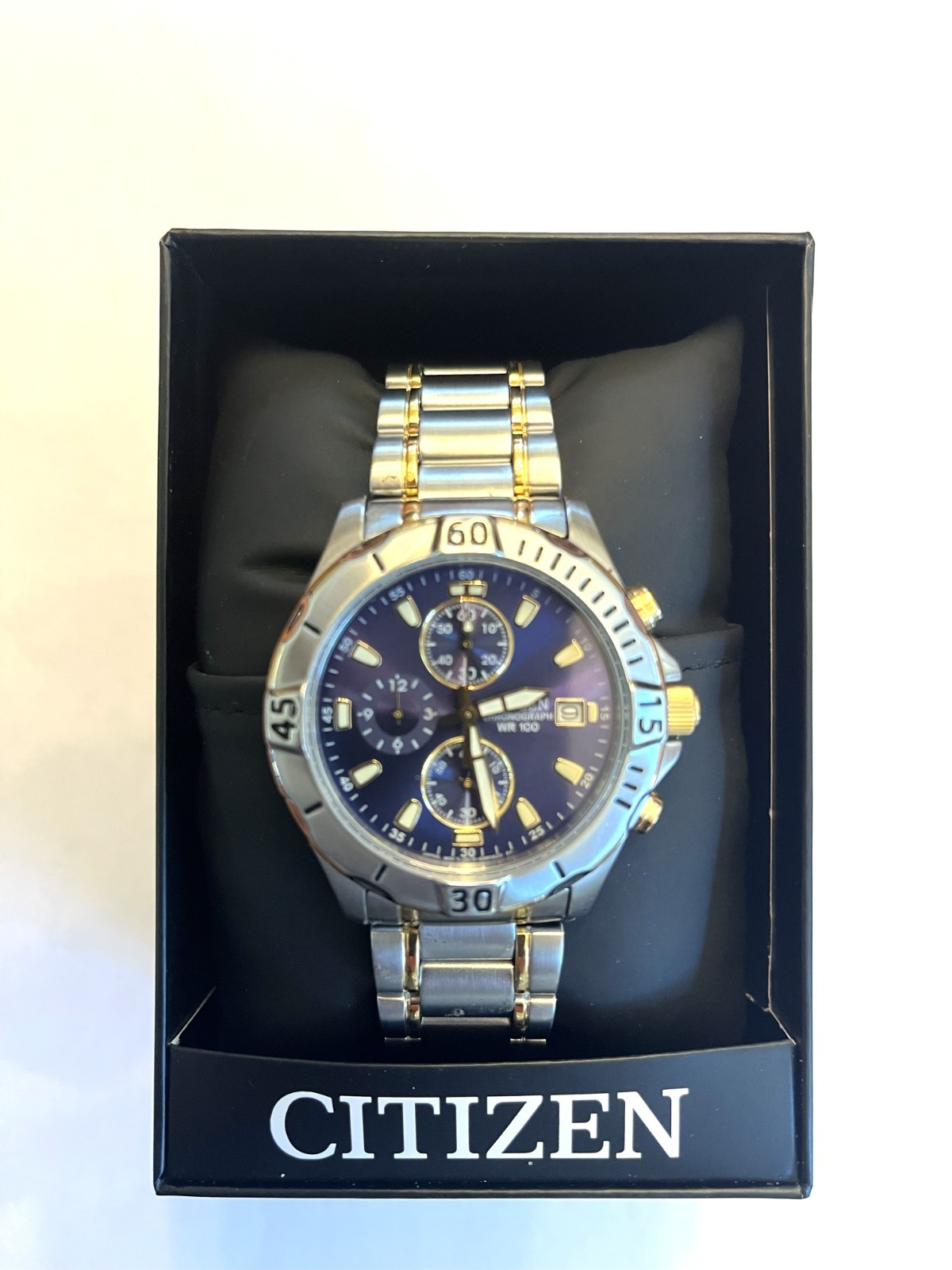 Citizen Men’s Quartz Silver / Gold Chronograph Calendar Watch 39MM