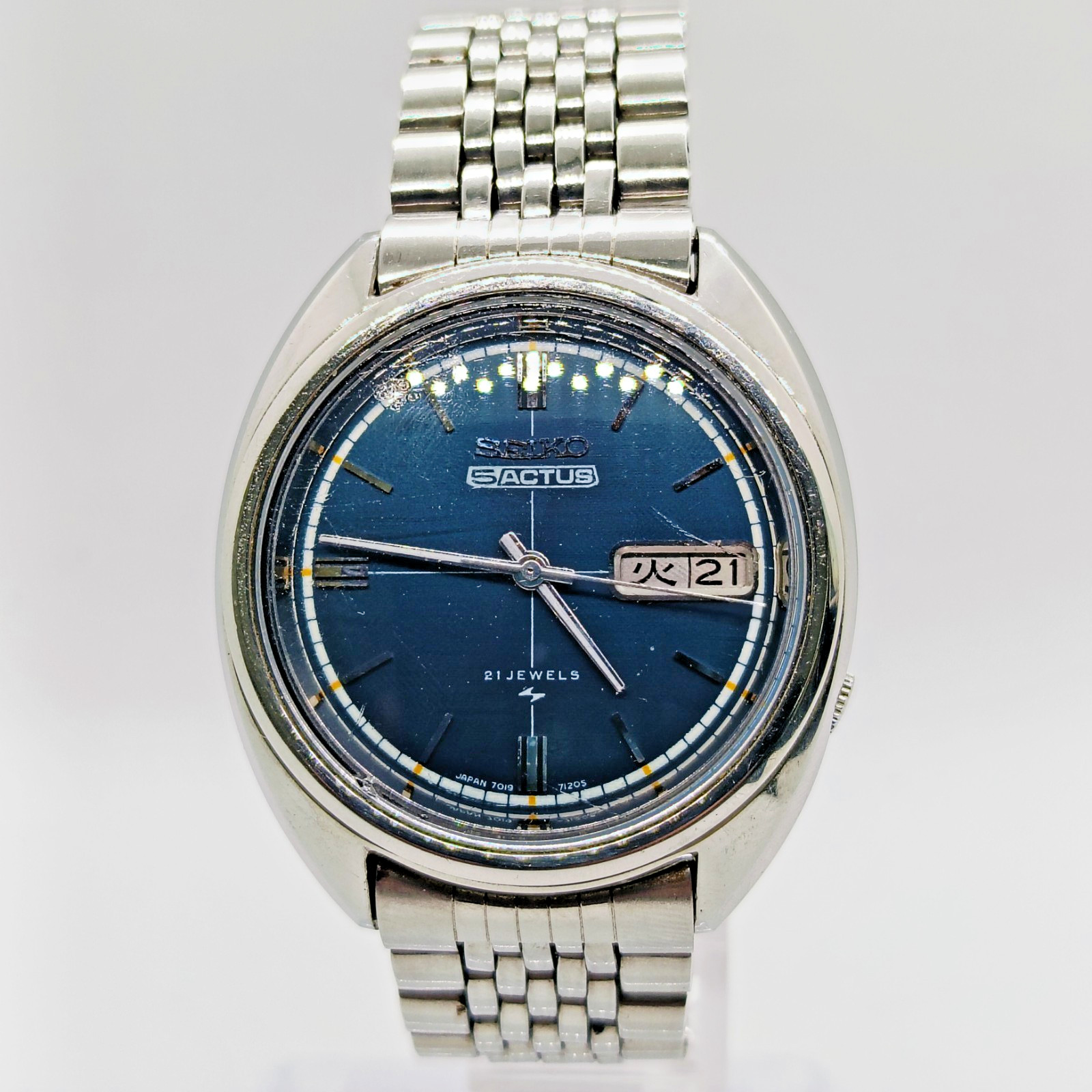 Vintage SEIKO 5 ACTUS 7019-7070 Automatic 21J Blue Dial Day Date Men’s Watch