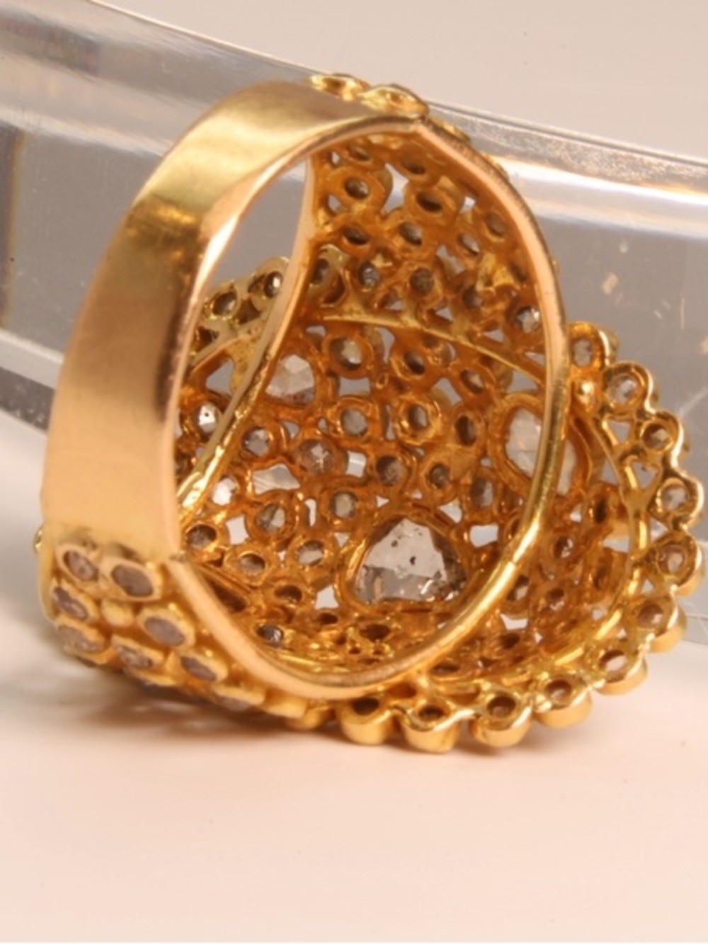 18k Gold Handmade Antique Polki Ring With iIregular Cut Diamonds.