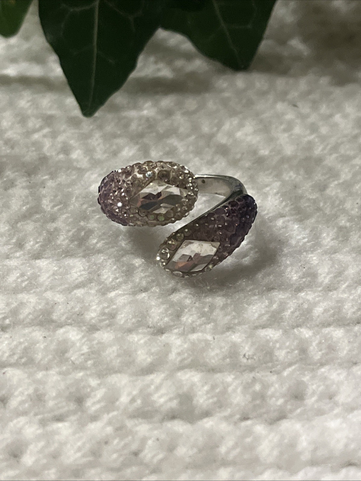 Swarovski Purple Shading Crystals & Silver Toned Wrap Around Ring Size 8